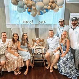 Meet your Posher, Elizabeth